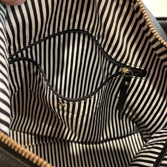 Black soft leather Kate Spade purse with original dust cover - Picture 12 of 12